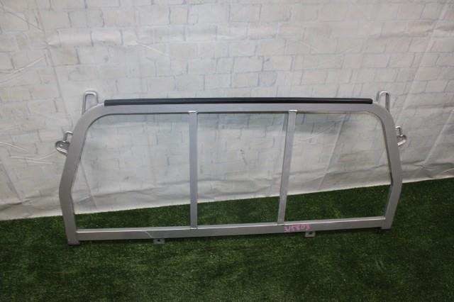 【中古】中古部品 キャリィ DA16T トリイ(鳥居) 【3330950100-000031580318040】
