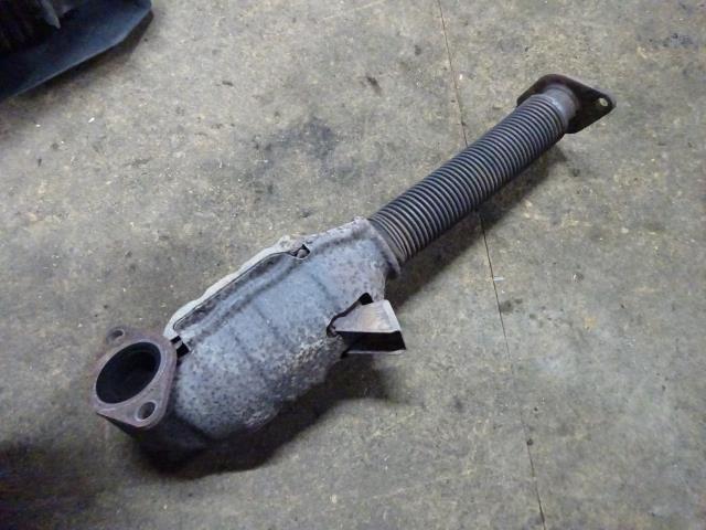 【中古】中古部品 サンバー TT2 フロントエキゾーストパイプ 【3310410000-000223120122200】