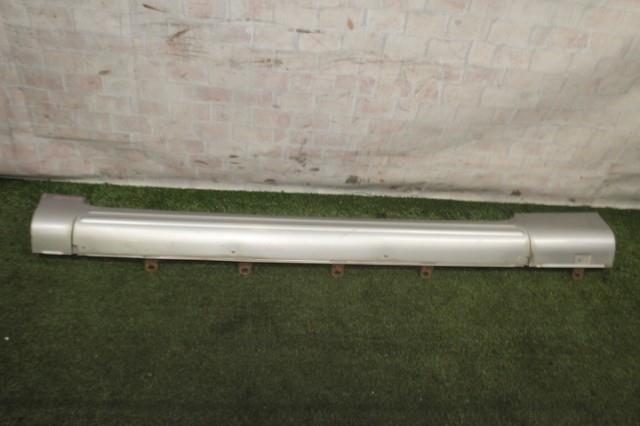 【中古】中古部品 ジムニー JB23W 左サイドステップ 【3330950100-000037141713800】