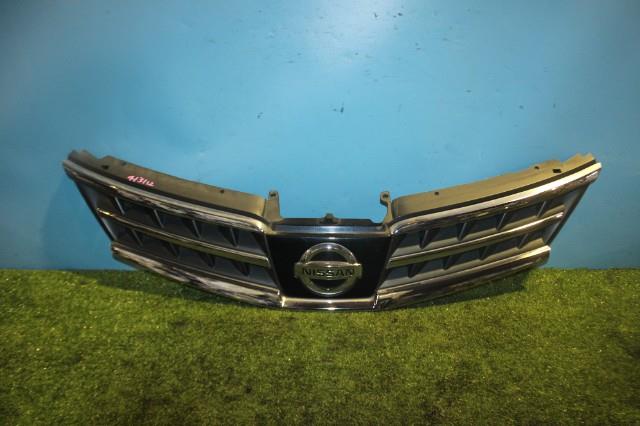 【中古】中古部品 ティーダ C11 ラジエータグリル 【3330950100-000041311210400】