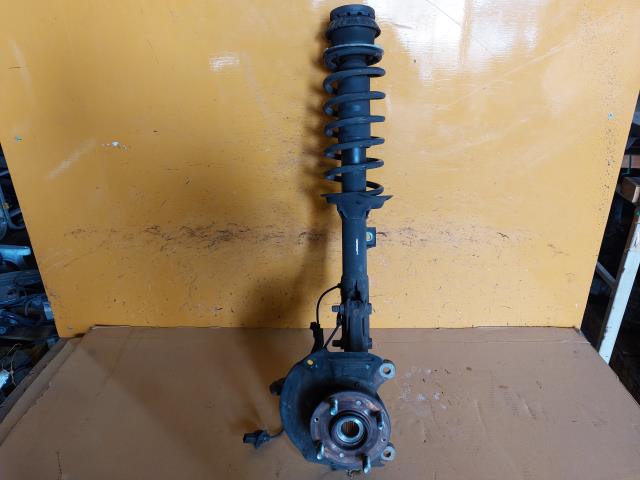 【中古】中古部品 N−VAN JJ2 右フロントストラット 【3330960100-000052208050100】