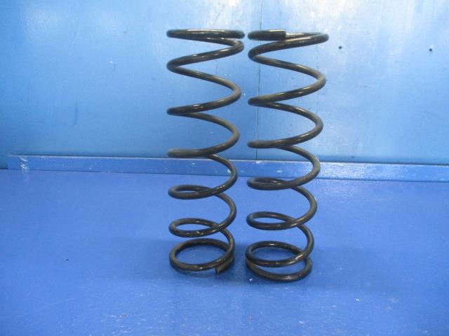 【中古】中古部品 キャスト LA250S リアスプリングセット 【3310270100-000014111051400】