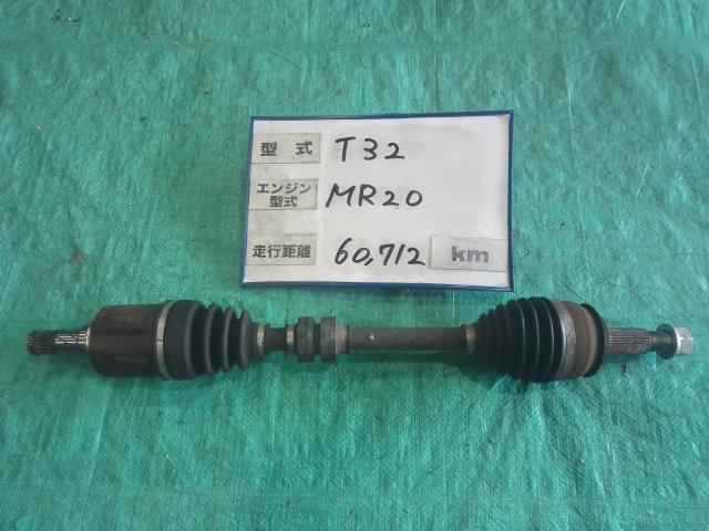 【中古】中古部品 エクストレイル T32 左フロントドライブシャフト 【3310090100-202402066842200】