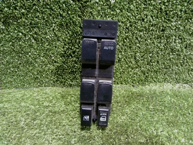 【中古】中古部品 スイフト ZC71S パワーウインドウスイッチ 【3260300000-240327004261900】