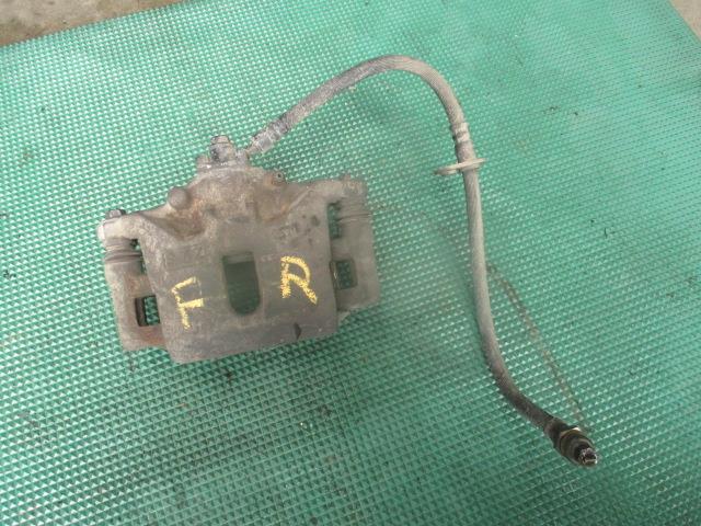 【中古】中古部品 サンバー TT2 右フロントキャリパー 【3310190100-000244001844330】