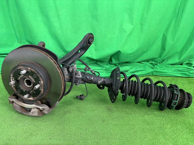 【中古】中古部品 フィット GP5 右フロントストラット 【3330240100-002024542850100】