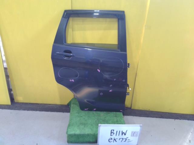 【中古】中古部品 eKワゴン B11W 右リアドア 【3331010600-240322000913300】