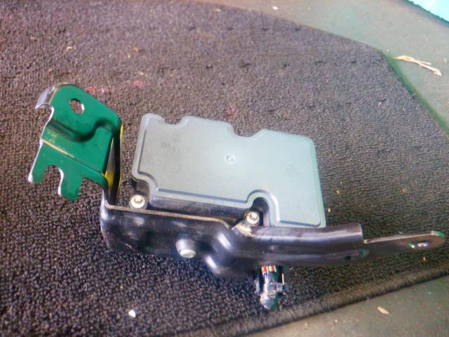 【中古】中古部品 スイフト ZC72S ABSアクチュエーター 【3340140100-000024041942500】