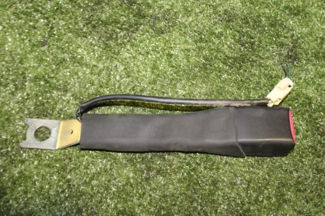 【中古】中古部品 ワゴンR MH23S シートベルト 【3330950100-000034051877150】