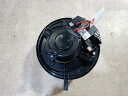 【中古】中古部品 アウディ A3 8PCAX ヒーターブロアモーター 【3330810100-240330000267900】