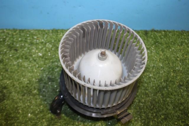 【中古】中古部品 キューブ YGZ11 ヒーターブロアモーター 【3330950100-000032690167900】