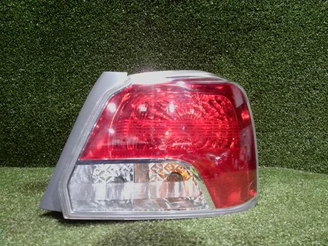 【中古】中古部品 インプレッサ GJ7 右テールランプ 【3260300000-240405000715500】