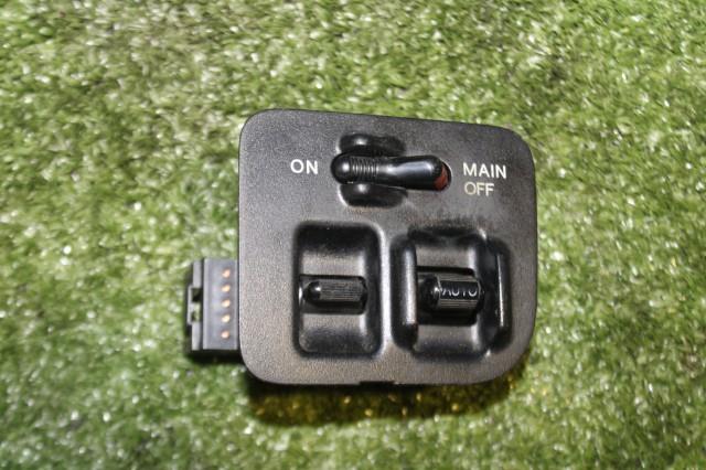 【中古】中古部品 ステップワゴン RF1 パワーウインドウスイッチ 【3330950100-000034030261900】