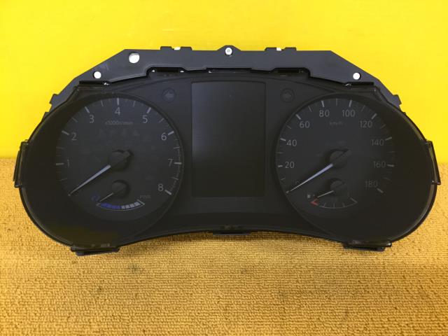 【中古】中古部品 エクストレイル HNT32 スピードメーター 【3330960100-000052217261400】