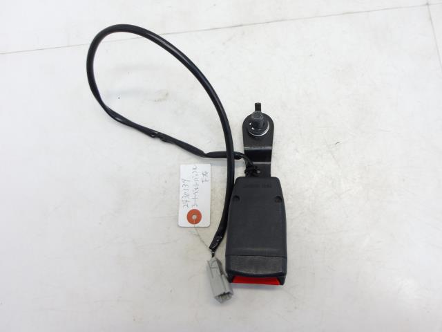 【中古】中古部品 ステラ LA100F シートベルト 【3310250100-000243013977150】