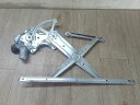 【中古】中古部品 アクア NHP10 右フロントドアレギュレータ・モーター 【3310390100-240413000713120】