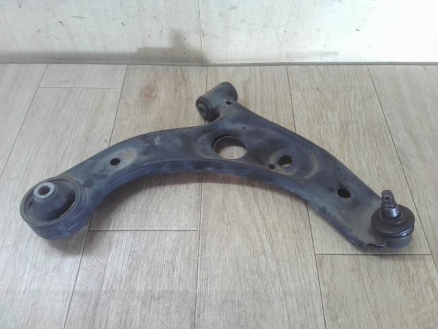 【中古】中古部品 ムーヴ L150S 右フロントロアアーム 【3310390100-240412000751720】