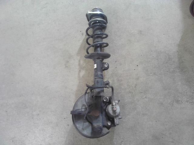 【中古】中古部品 エブリィ DA17V 右フロントストラット 【3310390100-240404002150110】