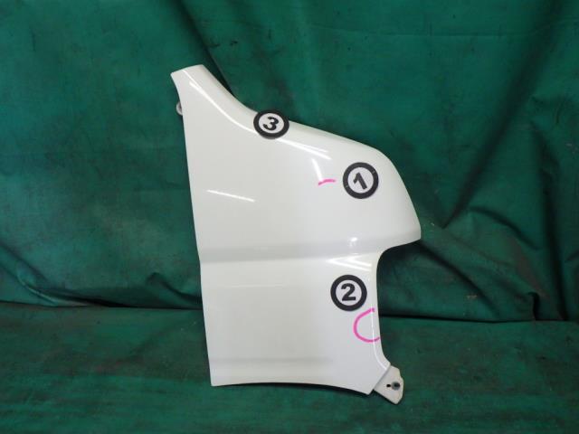 【中古】中古部品 アクティ HA6 右フロントフェンダー 【3330990500-240426000410600】