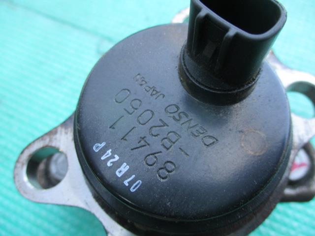 【中古】中古部品 タント LA600S リアハブ 【3310190100-000244000944471】