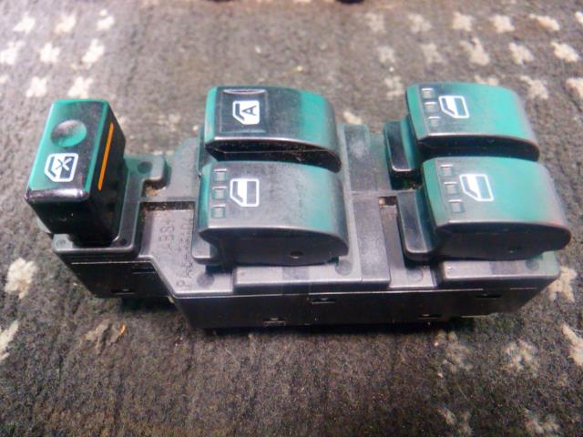 【中古】中古部品 ミラジーノ L650S パワーウインドウスイッチ 【3340140100-000024118861900】