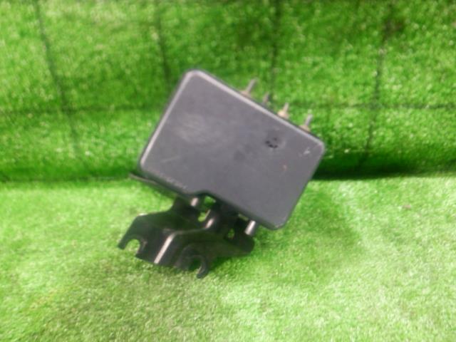 【中古】中古部品 モコ MG21S ABSアクチュエーター 【3330420100-240427000142500】