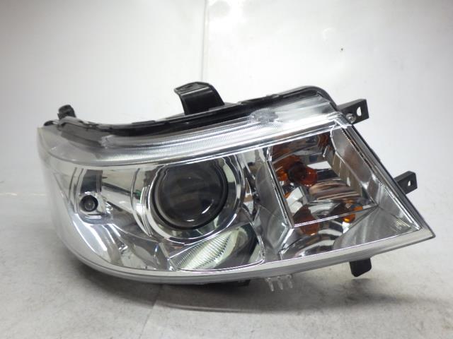 【中古】中古部品 AZワゴン MJ23S 右ヘッドランプ 【3330990500-240507000110800】