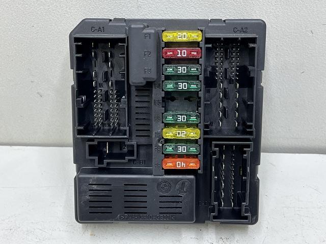 【中古】中古部品 BMW Z4 DU30 ヒューズボックス 【3310070100-0000Y0755167801】