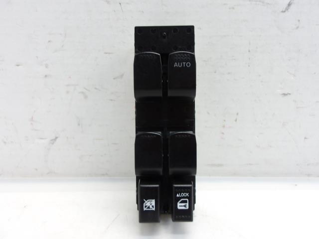 【中古】中古部品 スプラッシュ XB32S パワーウインドウスイッチ 【3310250100-000243019161900】