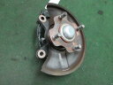 【中古】中古部品 エブリィ DA17V 右フロントナックルハブ 【3310300100-221207000444310】