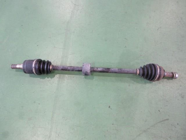 【中古】中古部品 モコ MG22S 右フロントドライブシャフト 【3310590000-000007602442100】