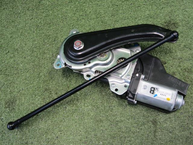 【中古】中古部品 アウトランダー GG2W パワートランク・バックドアモーター 【3330200100-230523000066000】