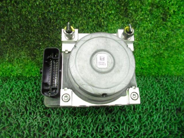 【中古】中古部品 N－BOX JF2 ABSアクチュエーター 【3330210100-000036074842500】