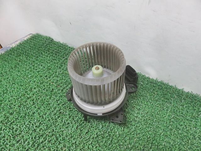 【中古】中古部品 ワゴンR MH34S ヒーターブロアモーター 【3330380100-0000360154...