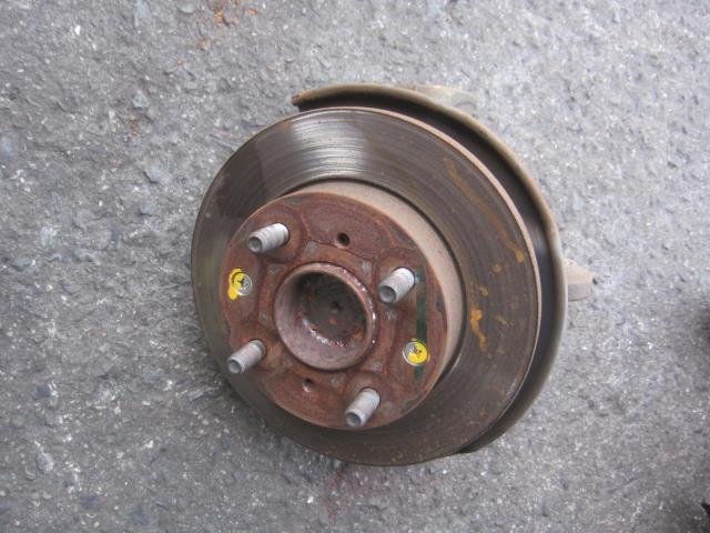 【中古】中古部品 アクティ HA8 右フロントナックルハブ 【3340240100-202400004444310】