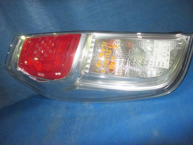 Tail Lamp - 【中古】中古部品 eKスペース B11A 左テールランプ 【3310160100-001567951015600】