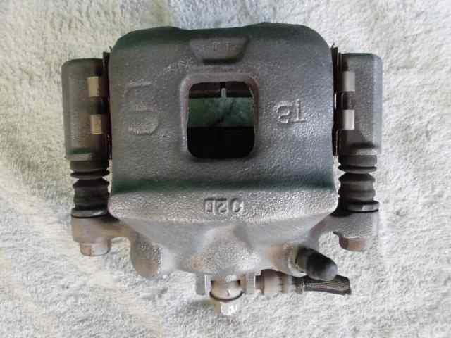 【中古】中古部品 ワゴンR MH23S 右フロントキャリパー 【3310420000-000002272844330】