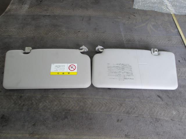 【中古】中古部品 タント L375S サンバイザー 【3340220100-000224068877350】