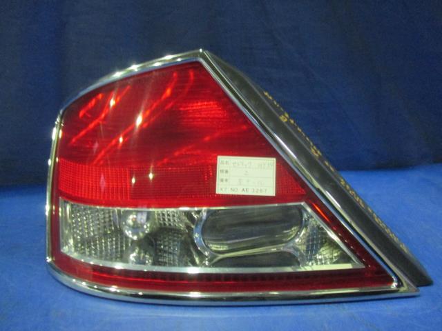 【中古】中古部品 セドリック HY34 左テールランプ 【3310160100-001494821215600】