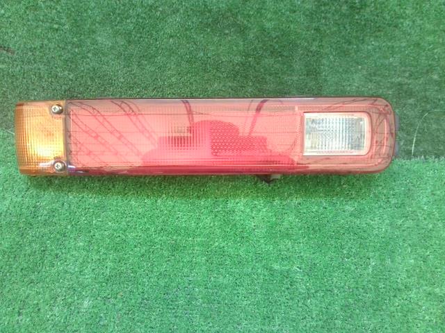 【中古】中古部品 アクティ HH5 左テールランプ 【3260240000-240527000215600】