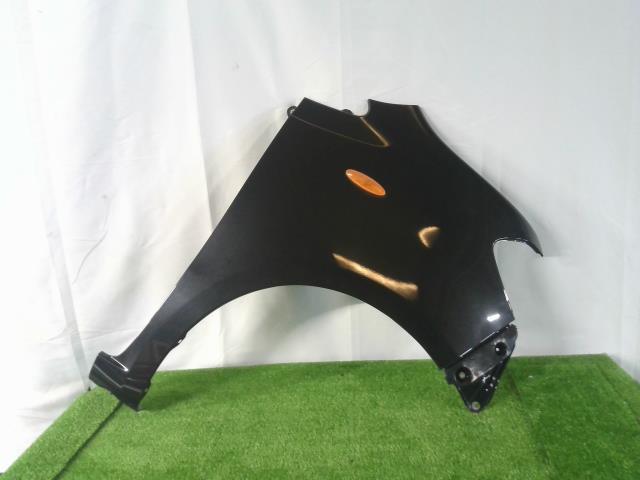 【中古】中古部品 タントエグゼ L455S 右フロントフェンダー 【3310200100-000020904310600】