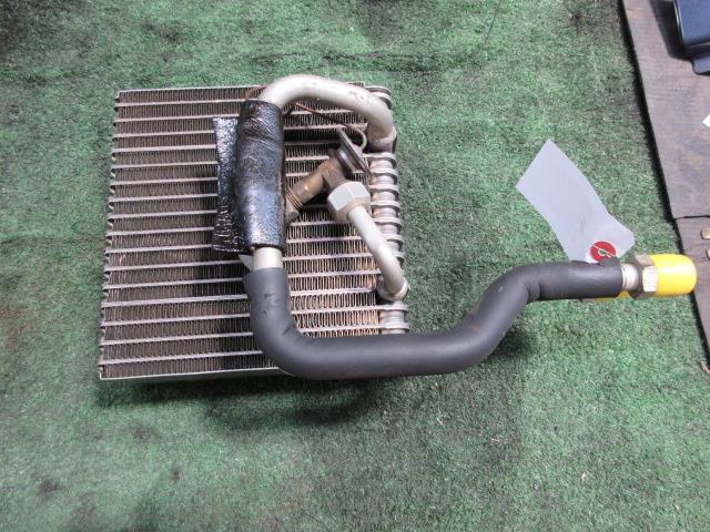 【中古】中古部品 サンバー KV3 A/Cクーリングユニット 【3310300100-231213000260800】