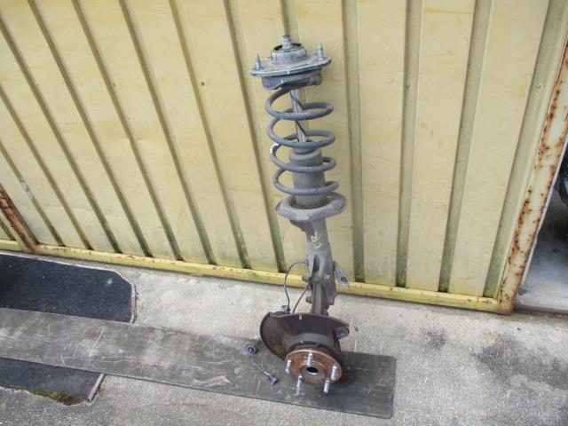 【中古】中古部品 ステップワゴン RG1 右フロントストラット 【3310190100-000244001650100】