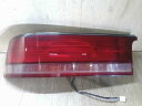【中古】中古部品 クラウンマジェスタ JZS149 左テールランプ 【3310390100-240605000115600】(2)