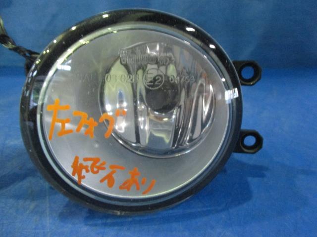 【中古】中古部品 bB QNC21 左フォグランプ 【3310160100-001541973110950】
