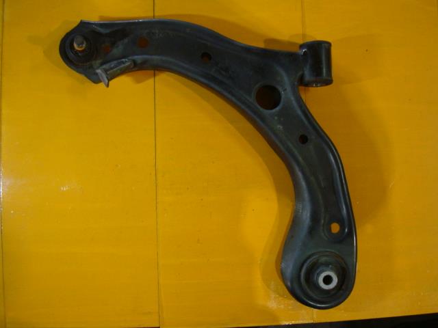 【中古】中古部品 N−WGN JH1 左フロントロアアーム 【3340220100-000225029451740】