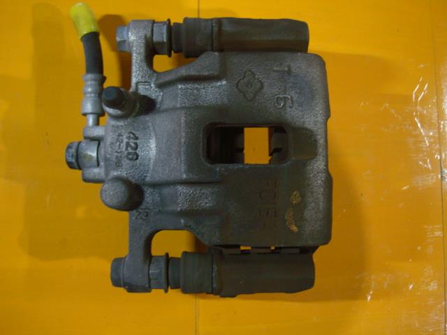 【中古】中古部品 N−WGN JH1 左フロントキャリパー 【3340220100-000225029444360】