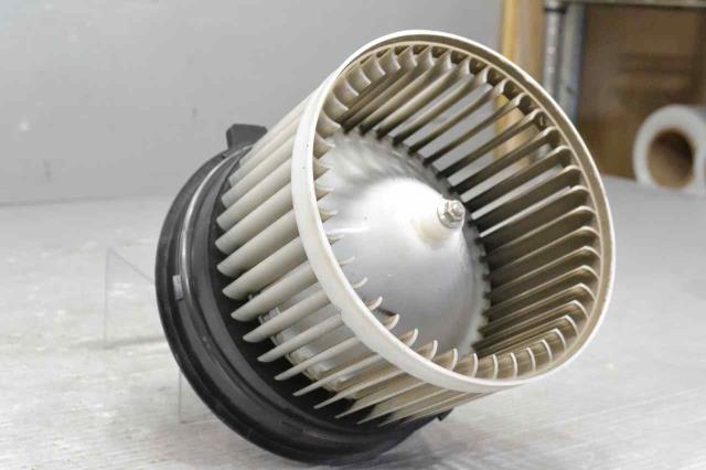 【中古】中古部品 セレナ FC26 ヒーターブロアモーター 【3310580000-240615001467...