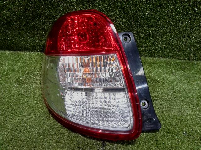 【中古】中古部品 SX4 YA11S 左テールランプ 【3260300000-240618000315600】