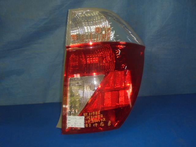 【中古】中古部品 エディックス BE3 右テールランプ 【3310160100-001358201715500】